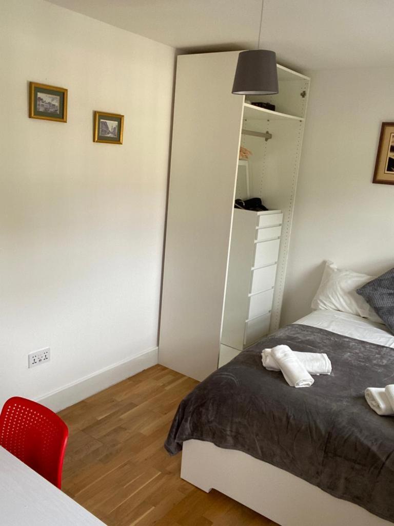 Lovely Private In Euston, London